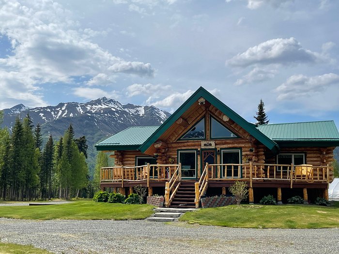 3 Story cabin